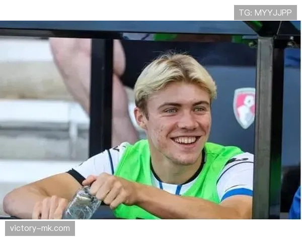 丹麦新星霍伊伦闪耀赛场，引爆欧洲足坛关注热潮