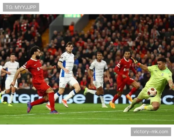 纽卡斯尔主场力拼利物浦，状态回升剑指英超关键三分