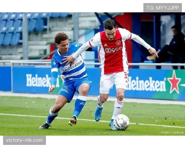 阿贾克斯关键比赛表现不佳问题显现，对赛季关键战能力稳定性形成考验。